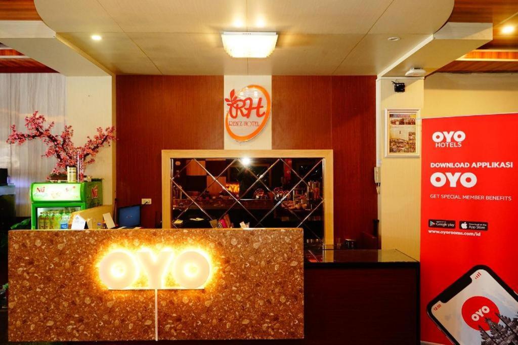 Ren'Z Hotel Pangkal Pinang Exteriér fotografie
